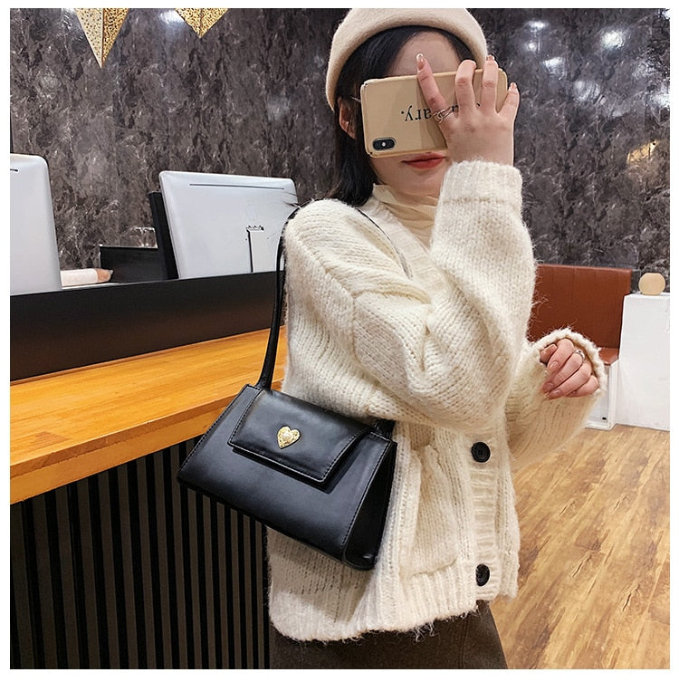 Retro Heart Shoulder Bag