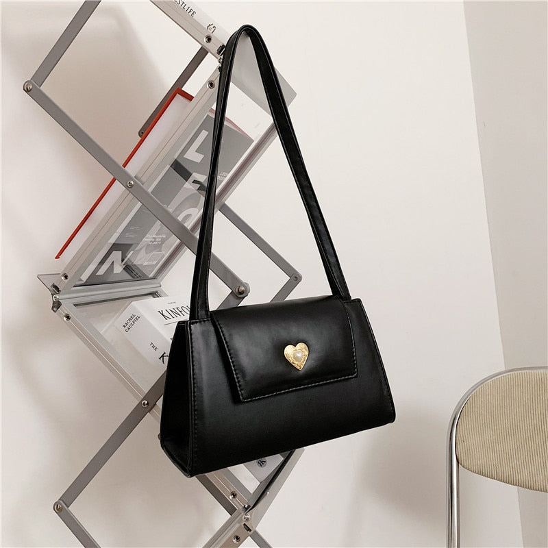 Retro Heart Shoulder Bag