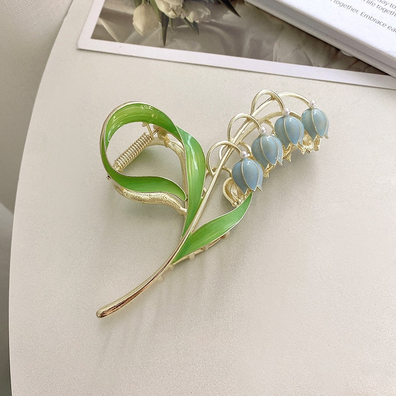 Coquette Tulip Hair Claw