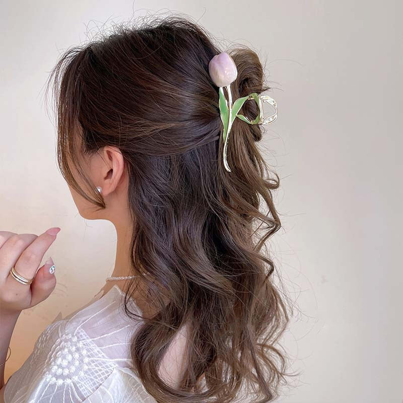 Coquette Tulip Hair Claw