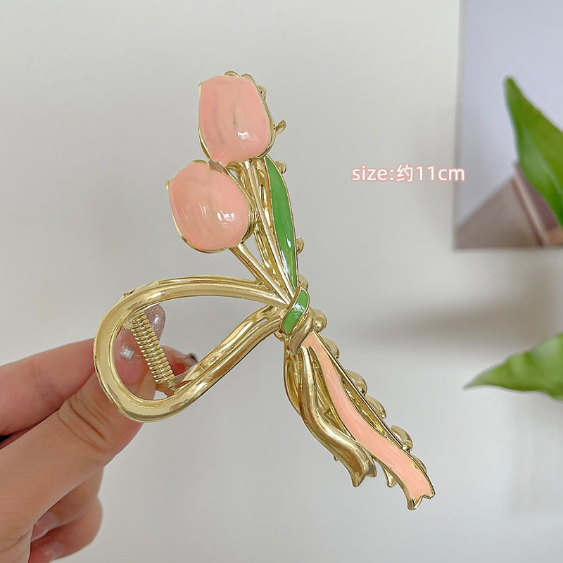 Coquette Tulip Hair Claw
