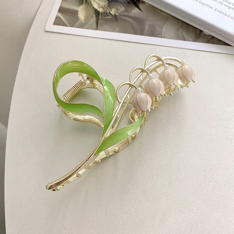 Coquette Tulip Hair Claw