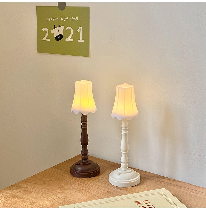 Academia Decor Desk Lamp