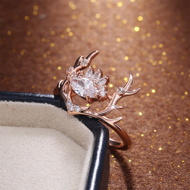 Gold Pleated Dainty Elk Ring