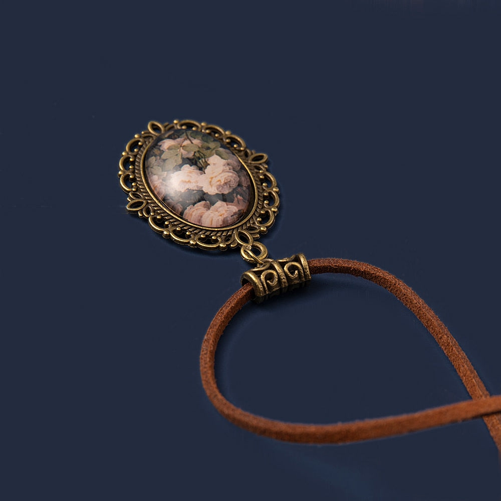 Dark Academia Vintage Flower Necklace