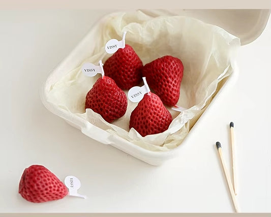Strawberry Candle Set 4pcs