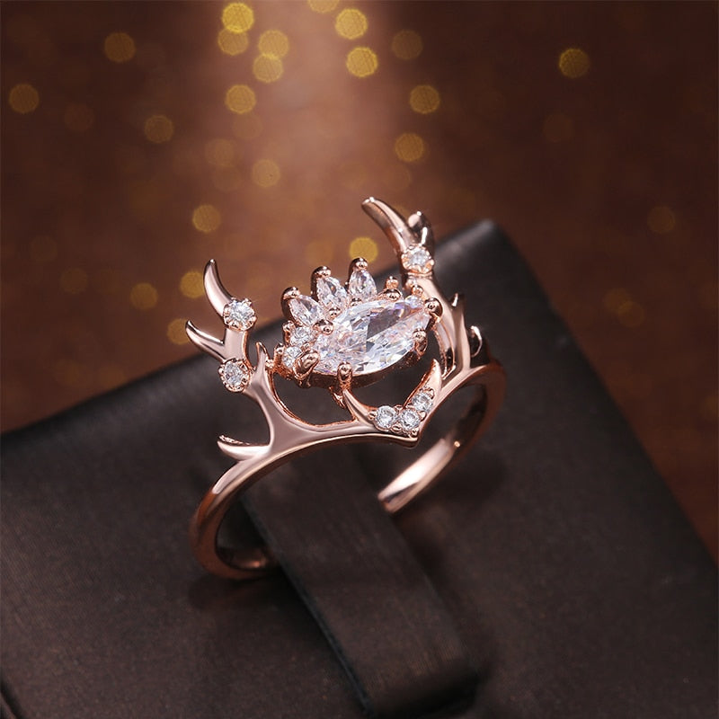 Gold Pleated Dainty Elk Ring